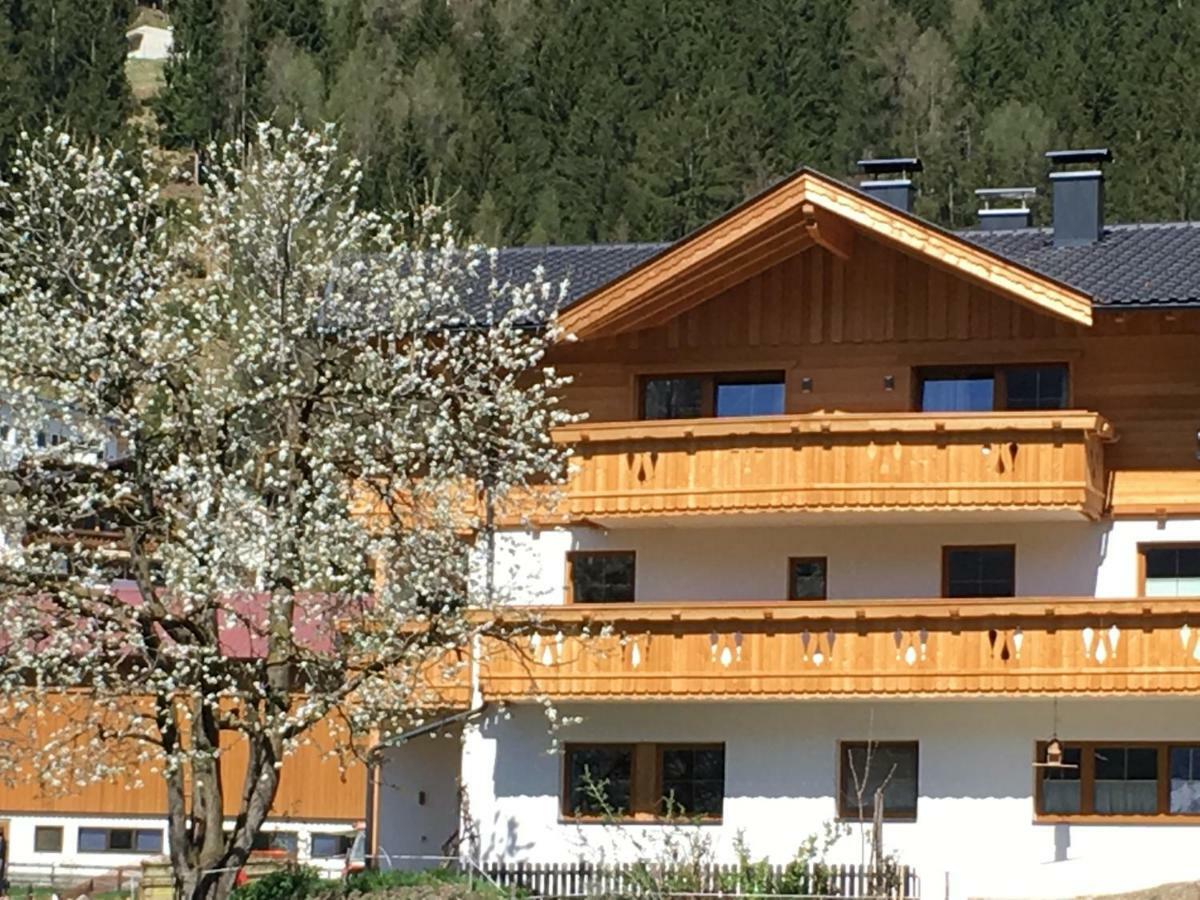 Buttererhof-Apartments Fulpmes Exteriör bild